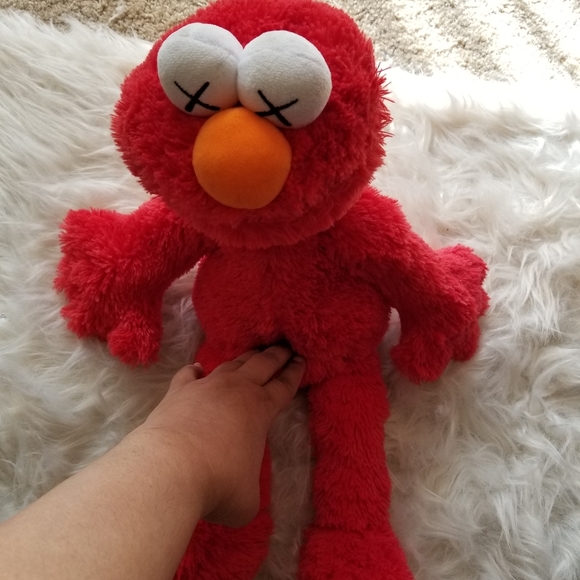 Uniqlo x KAWS Toys | Kaws Uniqlo Sesame Street Elmo | Poshmark